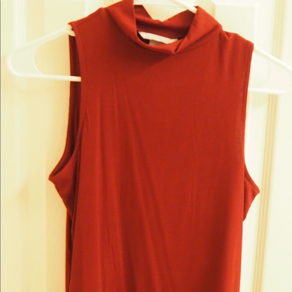 H&M maroon small rib knit top